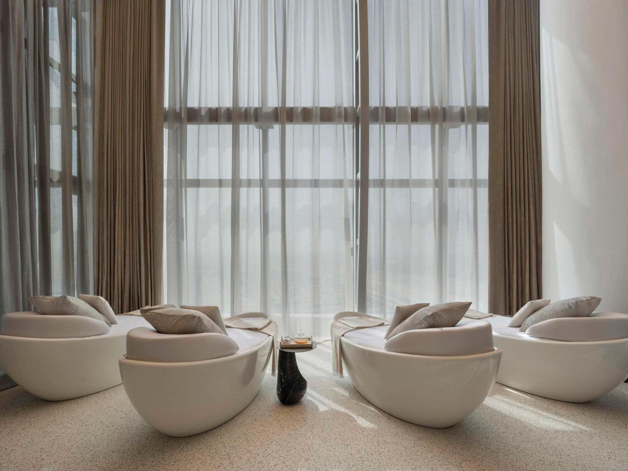 So/ Uptown Dubai 호텔 외부 사진 The Spa at The Standard, East Village