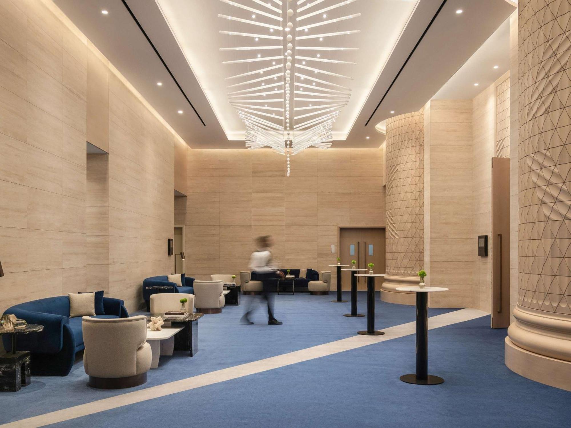 So/ Uptown Dubai 호텔 외부 사진 The interior of the hotel